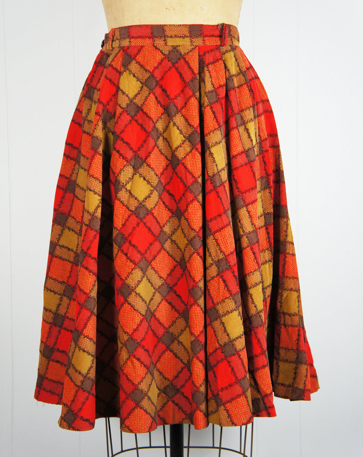 1950's Brown, Red & Tan Corduroy Full Skirt - Size XS