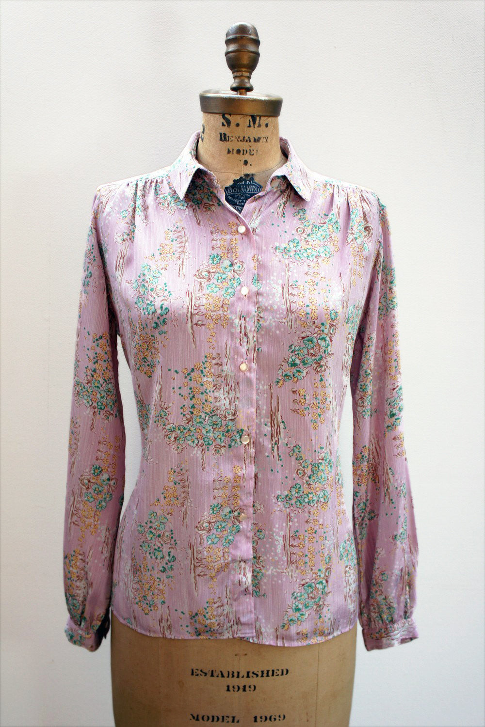 1970's Long Sleeve Lilac Blouse, Size L